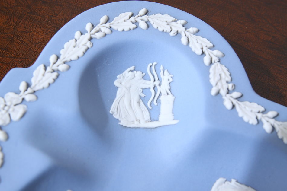ウェッジウッドWedgewood ヴィンテージ“ジャスパー” リーフシェイプディッシュ