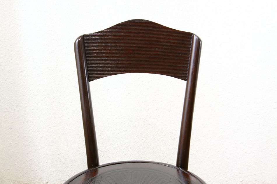 トーネットTHONET ベントウッドパネルバックチェア