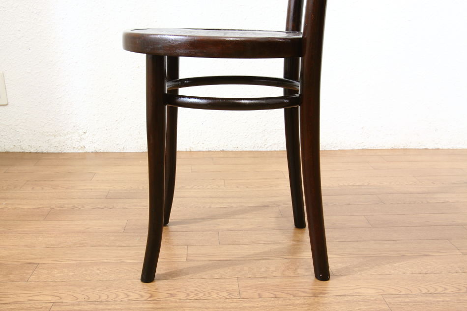 トーネットTHONET ベントウッドパネルバックチェア