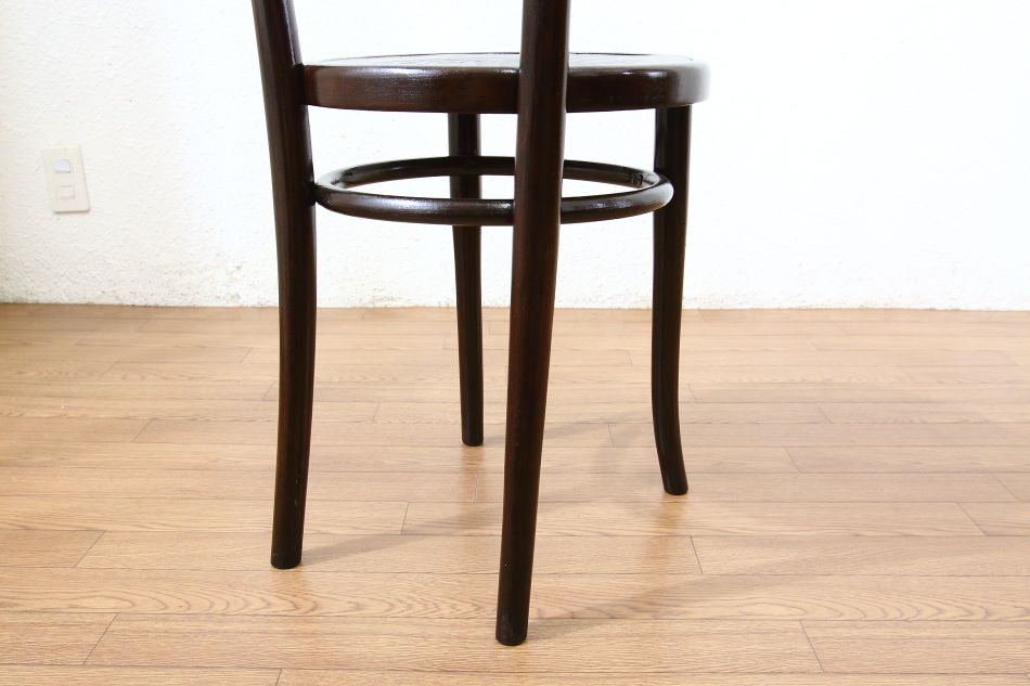 トーネットTHONET ベントウッドパネルバックチェア
