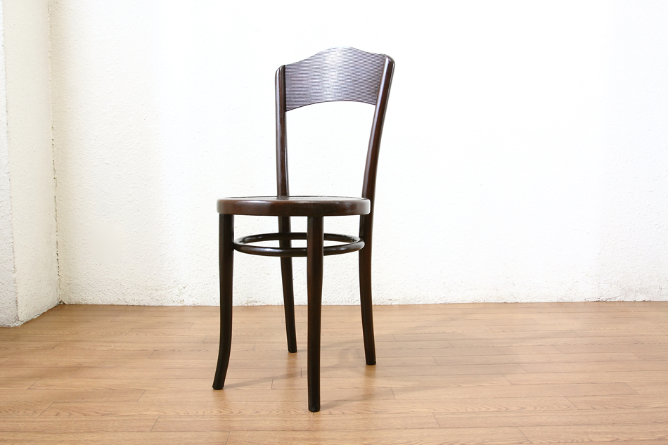 トーネットTHONET ベントウッドパネルバックチェア