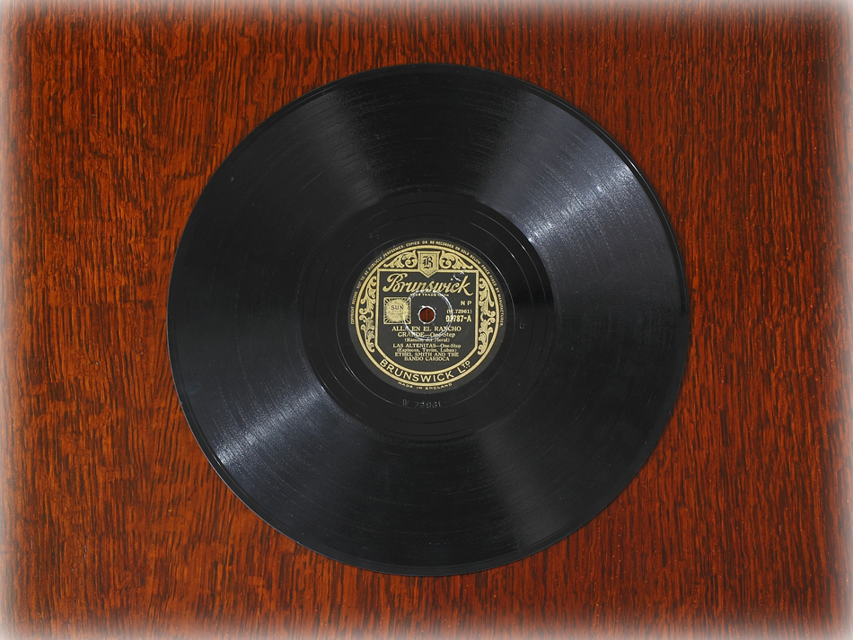 SPレコード盤　10インチ25cm ～ETHEL SMITH AND THE BANDO CARIO