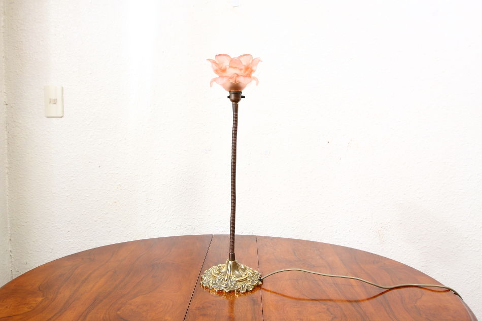 ラズベリーピンクフリルガラス グースネック フレンチスタイルテーブルランプ