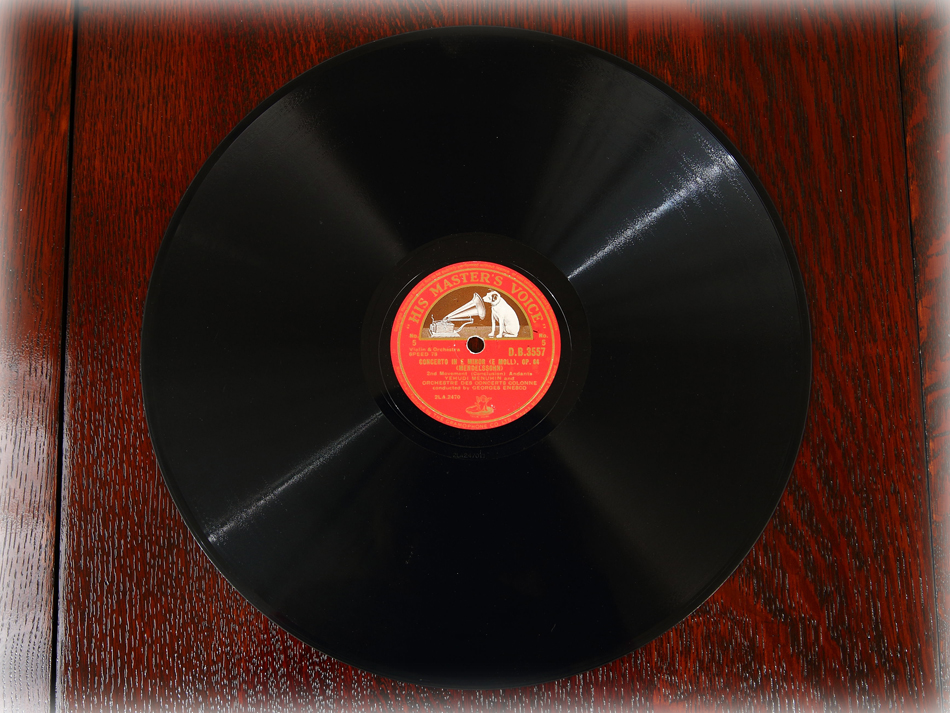 SPレコード盤 12インチ30cm ～YEHUDI MENUHIN ～｜アンティーク家具・照明の専門店｜デニム アンティーク ファニチャー