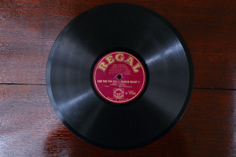 SPレコード盤　10インチ25cm ～FRED DOUGLAS～