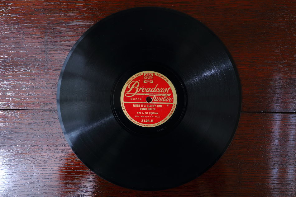 SPレコード盤　10インチ25cm ～BOB & ALF PEARSON～