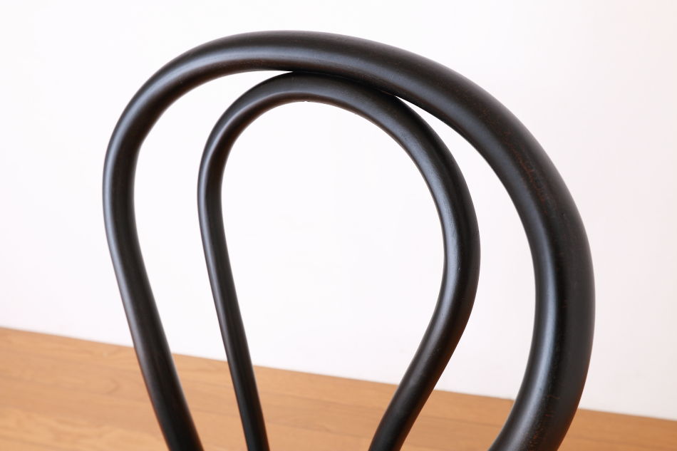 ページドPaged ベントウッドスタッキングチェア No18 / ダークウェンジ