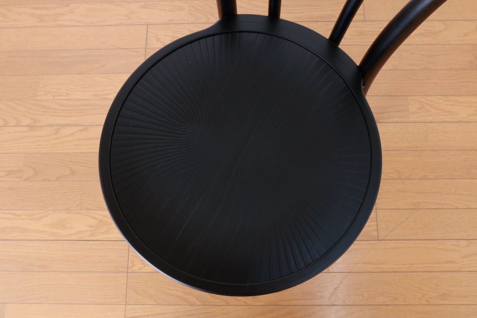 ページドPaged ベントウッドスタッキングチェア No18 / ダークウェンジ