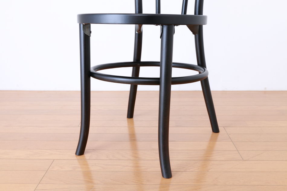 ページドPaged ベントウッドスタッキングチェア No18 / ダークウェンジ