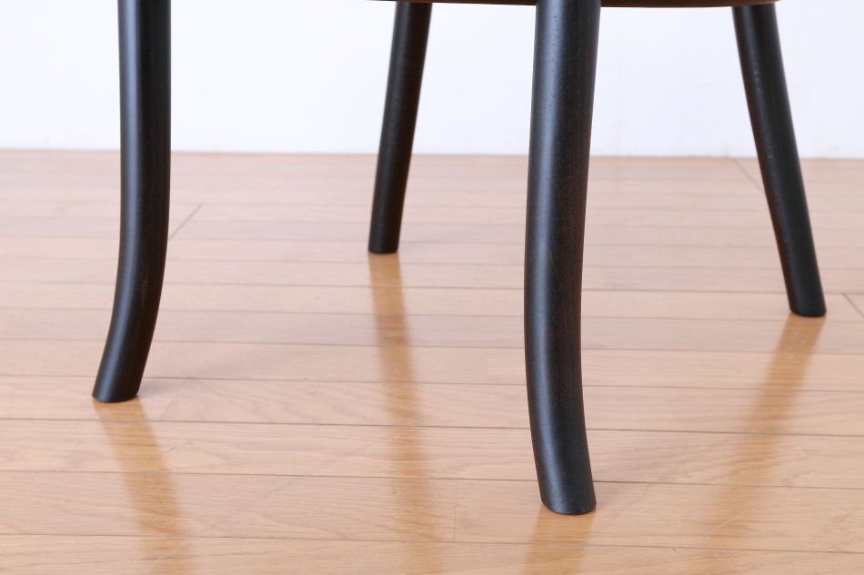 ページドPaged ベントウッドスタッキングチェア No18 / ダークウェンジ