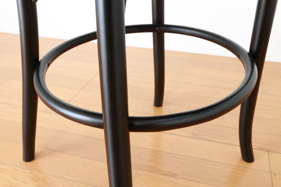 ページドPaged ベントウッドスタッキングチェア No18 / ダークウェンジ