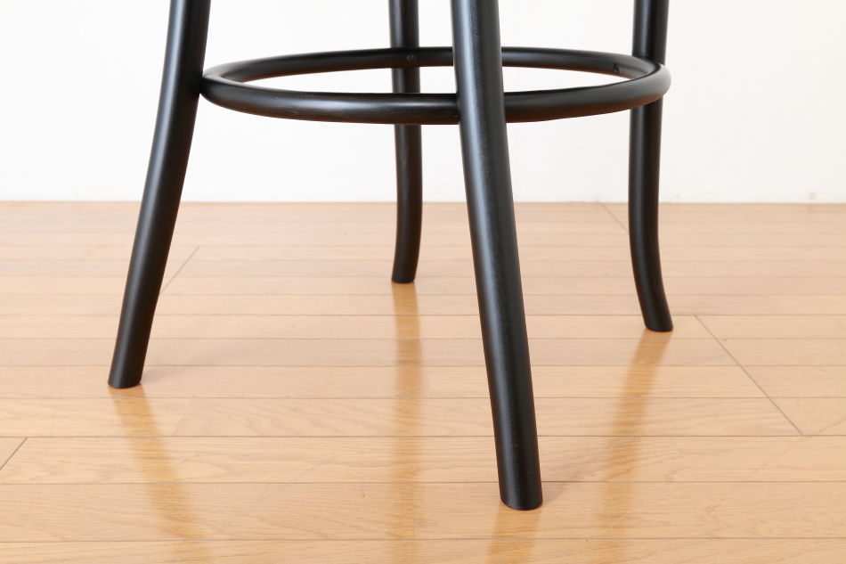 ページドPaged ベントウッドスタッキングチェア No18 / ダークウェンジ