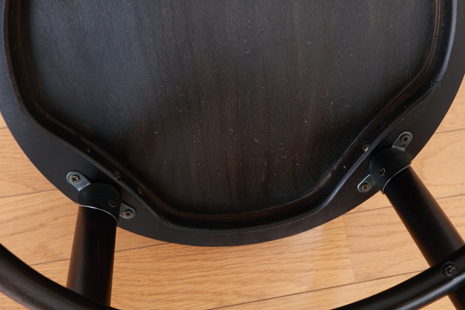 ページドPaged ベントウッドスタッキングチェア No18 / ダークウェンジ