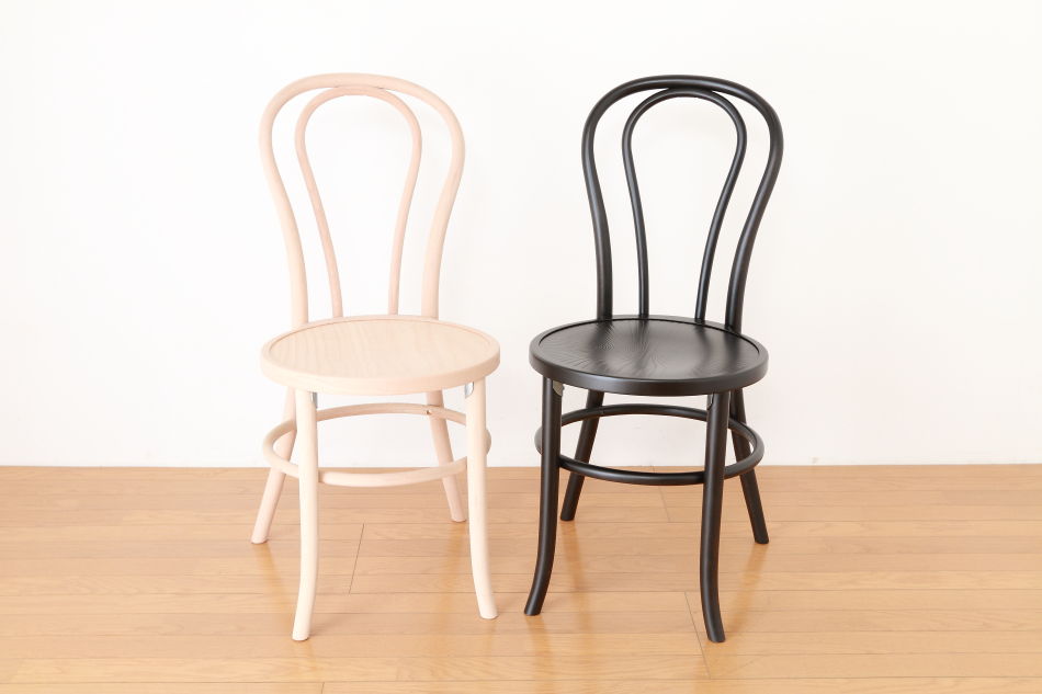 ページドPaged ベントウッドスタッキングチェア No18 / ダークウェンジ