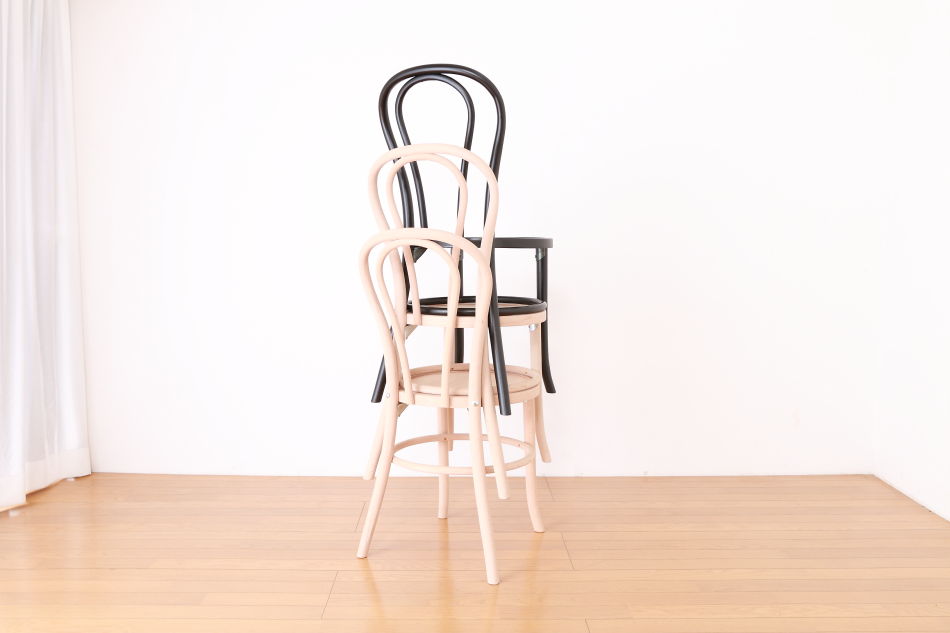 ページドPaged ベントウッドスタッキングチェア No18 / ダークウェンジ