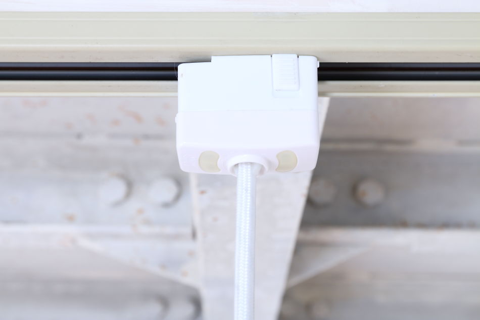 E26 スクリューホワイトソケットランプ / 真鍮ギャラリー付