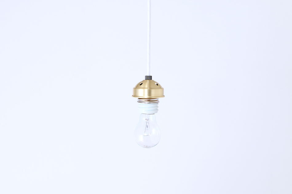 E26 スクリューホワイトソケットランプ / 真鍮ギャラリー付