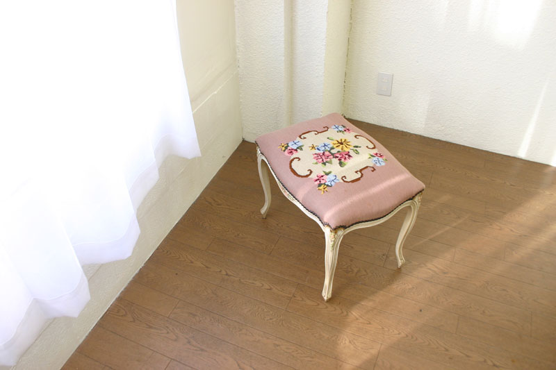 プチポアンスツール
