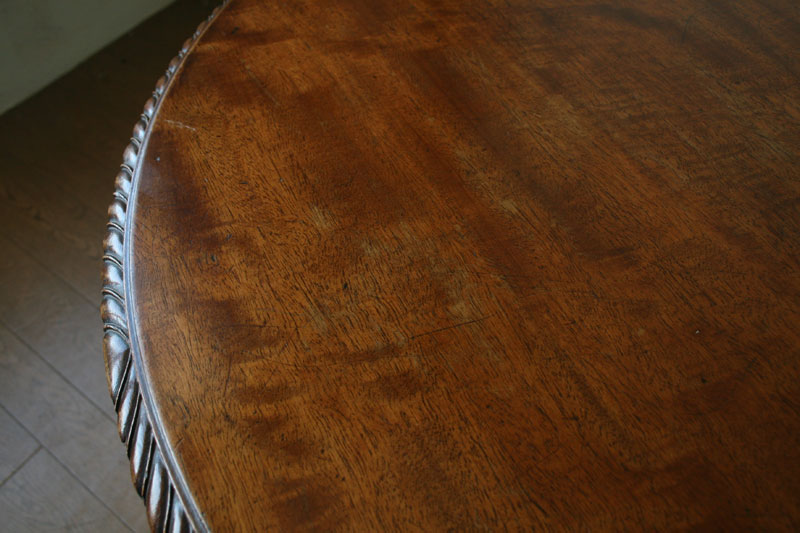 チッペンデールカフェテーブル