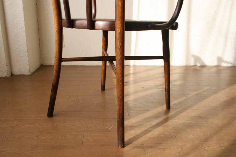 トーネットThonet ベントアームチェア