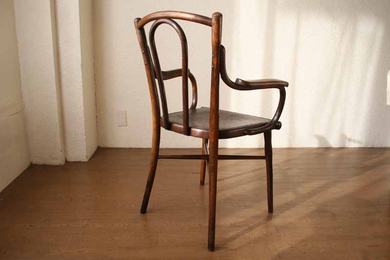 トーネットThonet ベントアームチェア