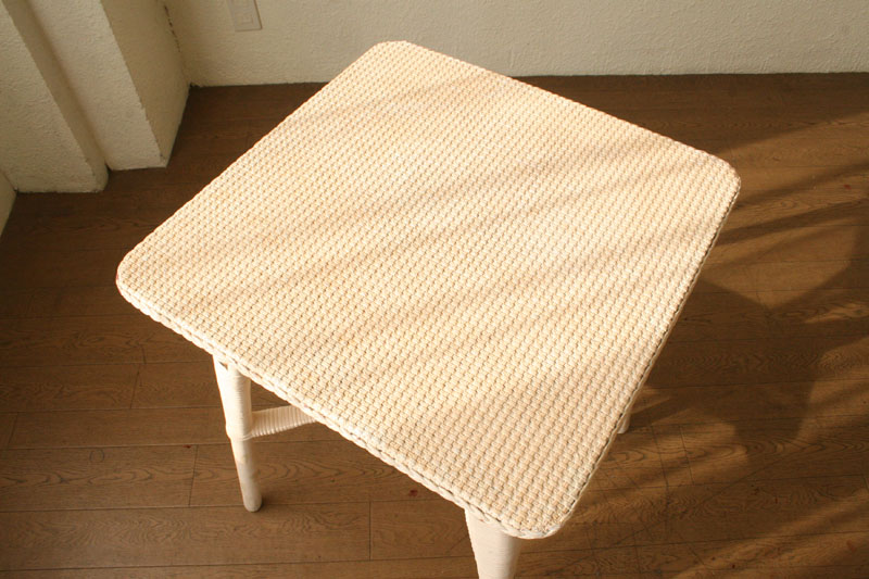 ロイドルームLLOYD LOOM2ティアテーブル(サーモンピンク)