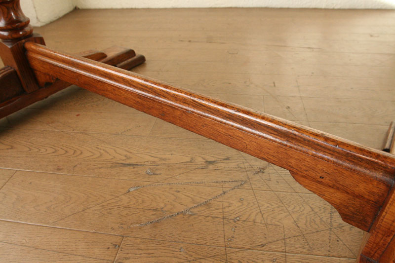 2レッグトローリーフテーブル