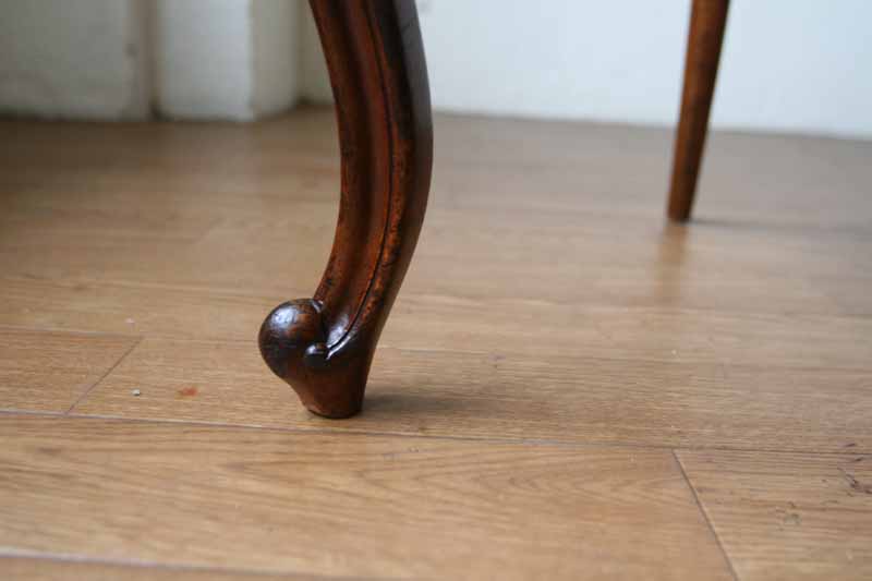 ヴィクトリアンウォルナットチェア