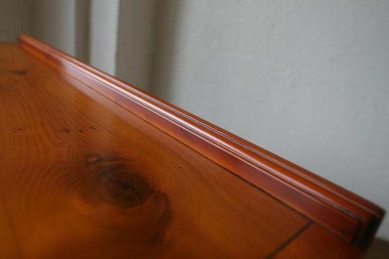 ユーウッドYew Woodホールテーブル