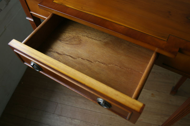 ユーウッドYew Woodホールテーブル