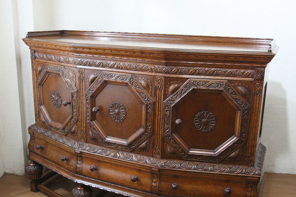 The king of Sideboard ! スーパーバルボスオーク カクテルキャビネット
