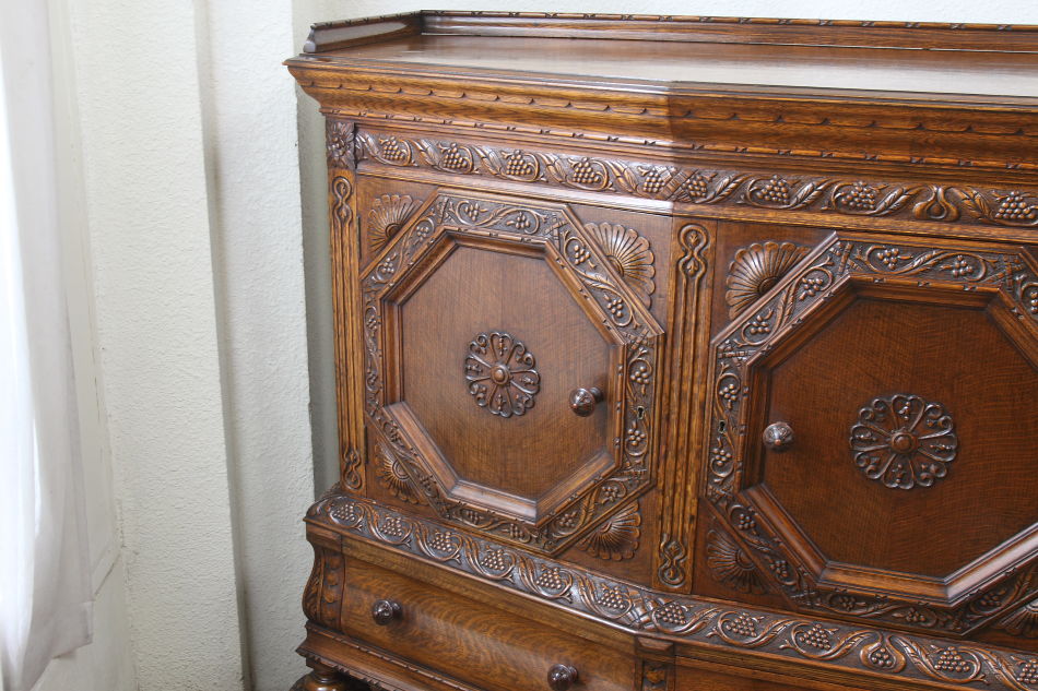 The king of Sideboard ! スーパーバルボスオーク カクテルキャビネット