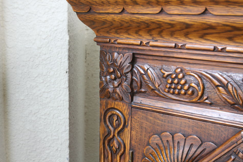 The king of Sideboard ! スーパーバルボスオーク カクテルキャビネット