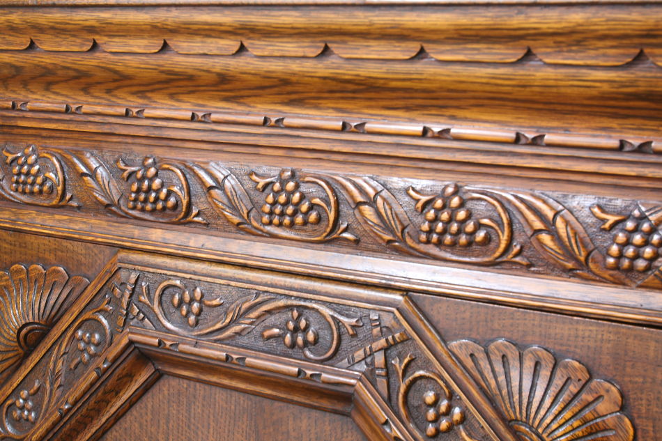 The king of Sideboard ! スーパーバルボスオーク カクテルキャビネット