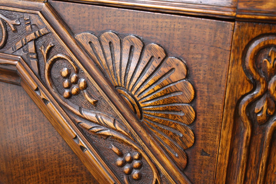 The king of Sideboard ! スーパーバルボスオーク カクテルキャビネット