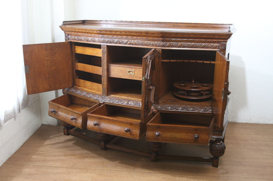 The king of Sideboard ! スーパーバルボスオーク カクテルキャビネット