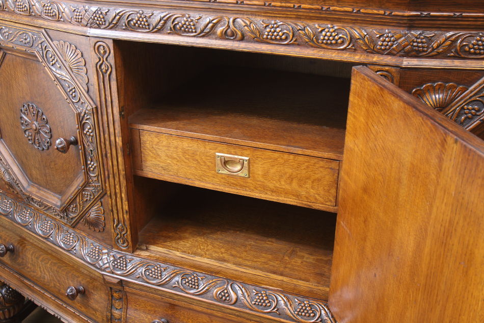 The king of Sideboard ! スーパーバルボスオーク カクテルキャビネット
