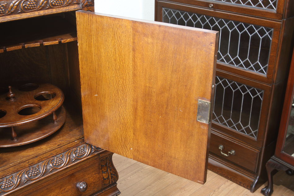 The king of Sideboard ! スーパーバルボスオーク カクテルキャビネット
