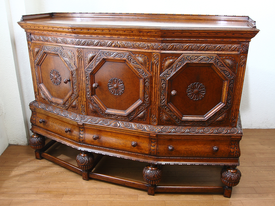 The king of Sideboard ! スーパーバルボスオーク カクテルキャビネット
