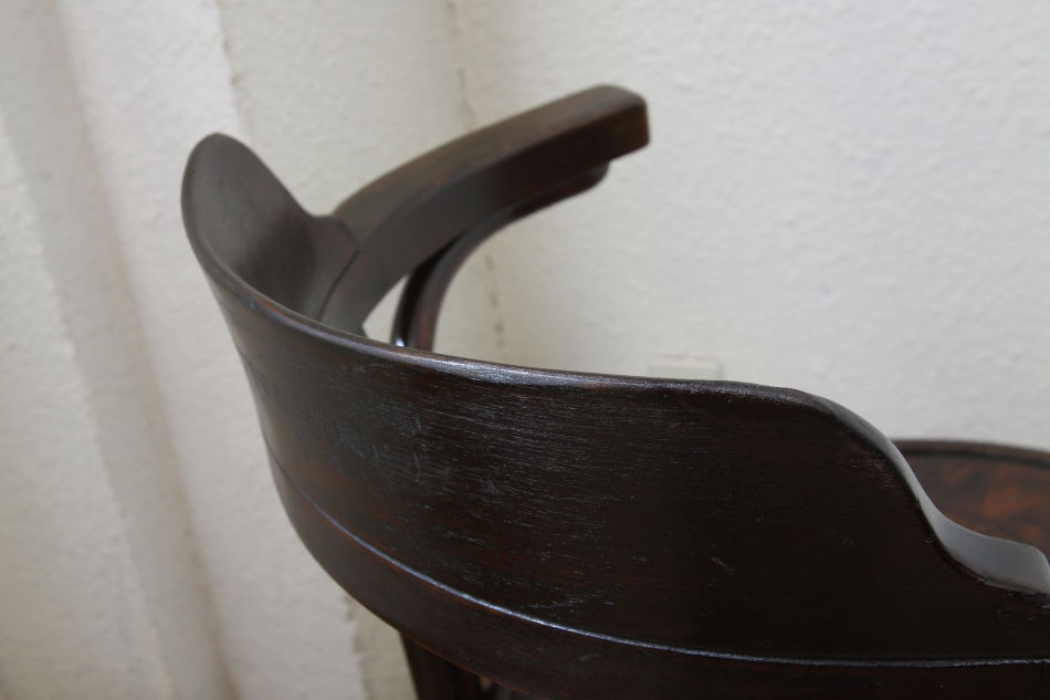 トーネットThonet ベントウッドアームチェア
