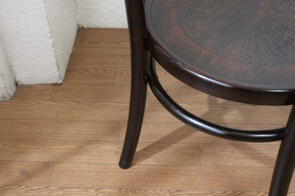 トーネットThonet ベントウッドアームチェア