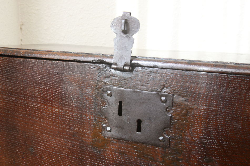17世紀スウォードボックスSword box サイドキャビネット