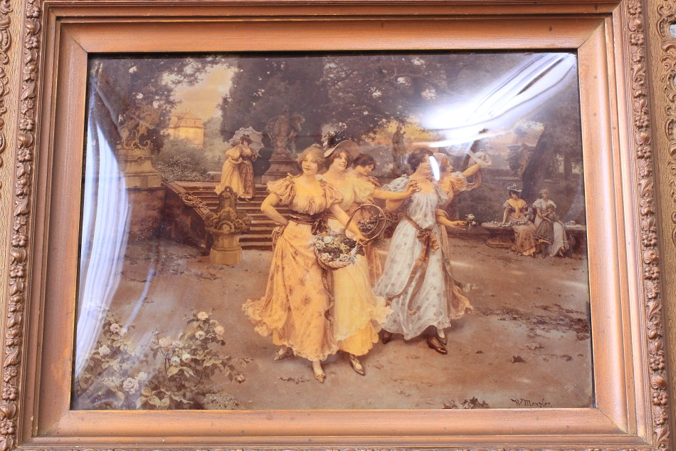 Ladies and Girls in 19c / Crystolian Painting