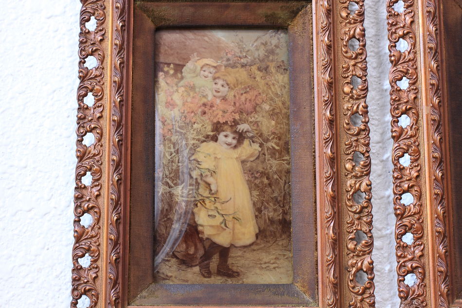 Ladies and Girls in 19c / Crystolian Painting