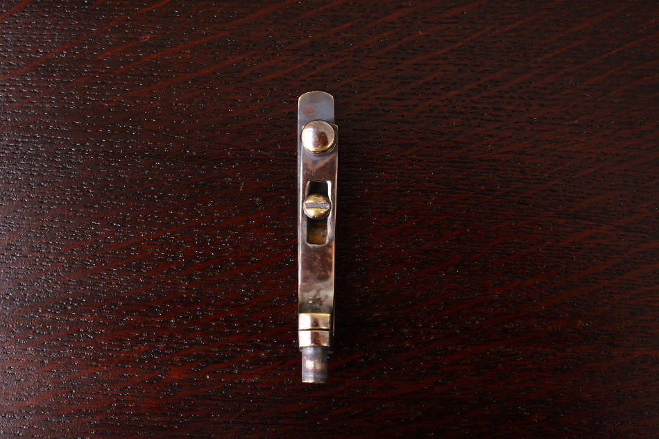 真鍮製カップボードボルト 62サイズ