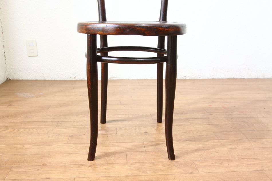 トーネットThonet パネルバックチェア