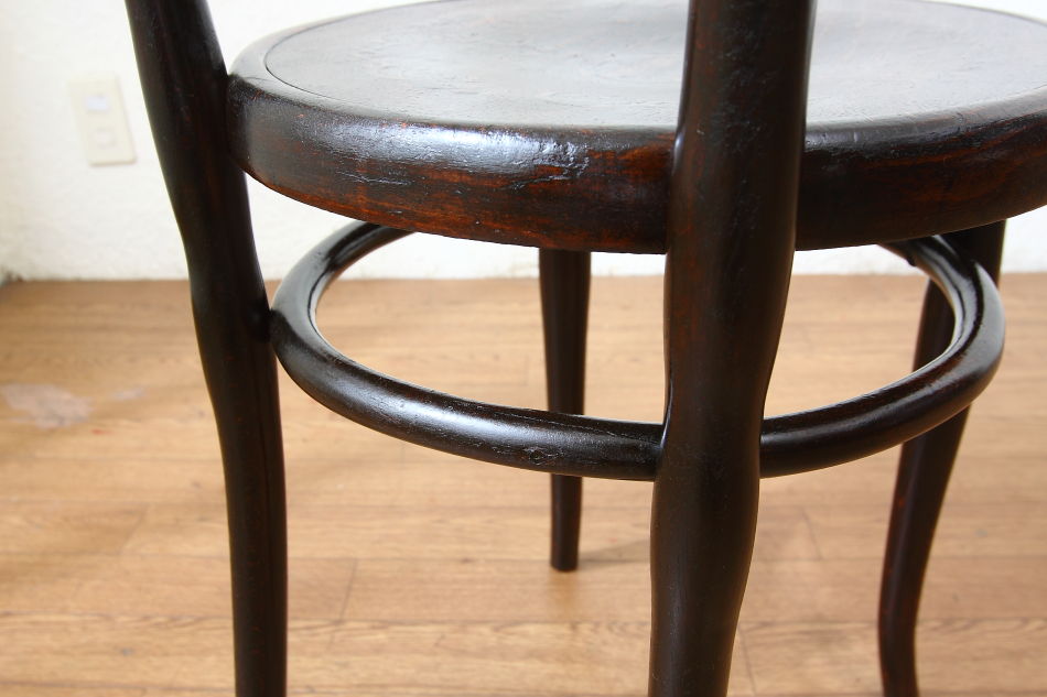 トーネットThonet パネルバックチェア