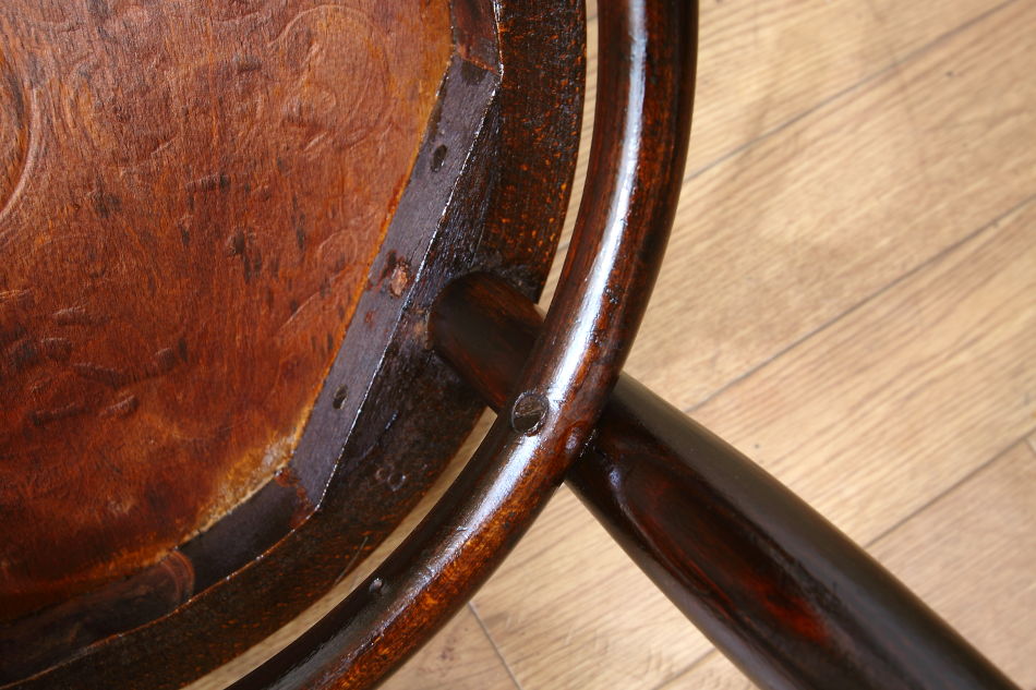 トーネットThonet パネルバックチェア