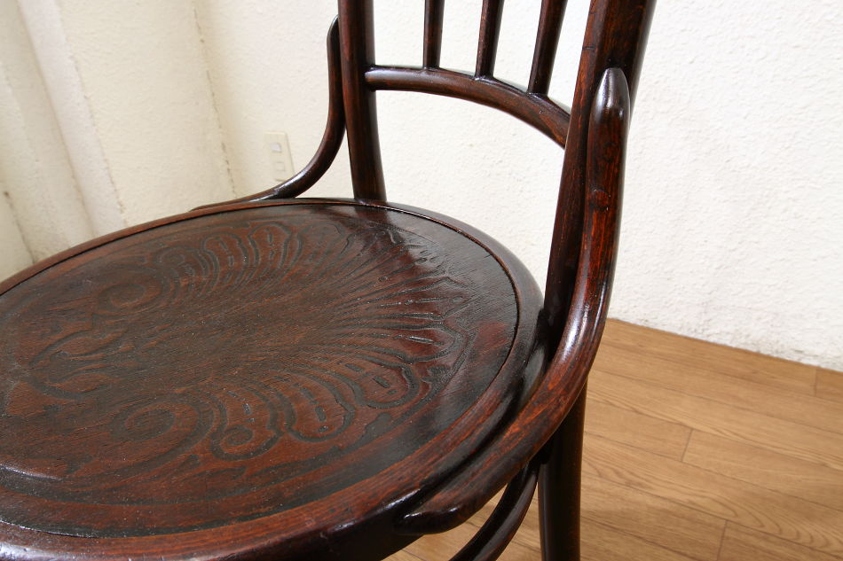 トーネットTHONET ベントウッドスピンドルバックチェア
