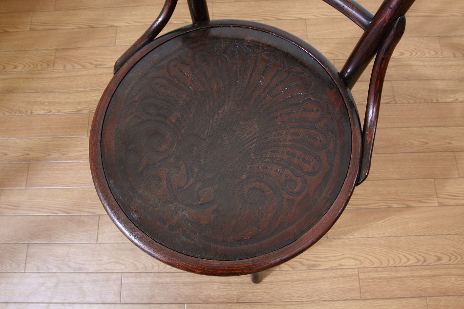 トーネットTHONET ベントウッドスピンドルバックチェア